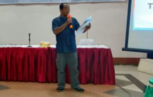 Tomi, S.Pd.,M.E., penulis buku Goesti Soeloeng Lelanang menyampaikan materinya di acara Pre-Launching, pada Sabtu, 1 Maret 2025